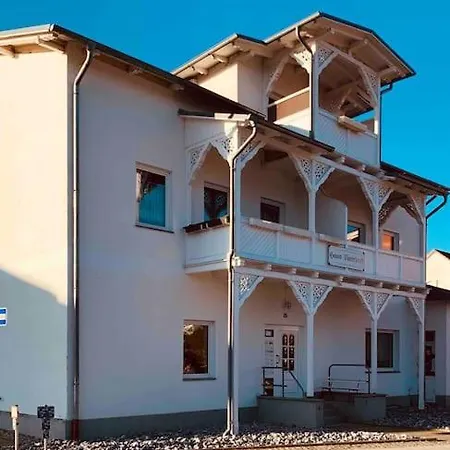 Lichtdurchflutetes Mit Balkon Apartment Sellin (Rugen)